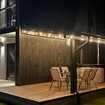 Дом отдыха Gorgeous In With House Sea View