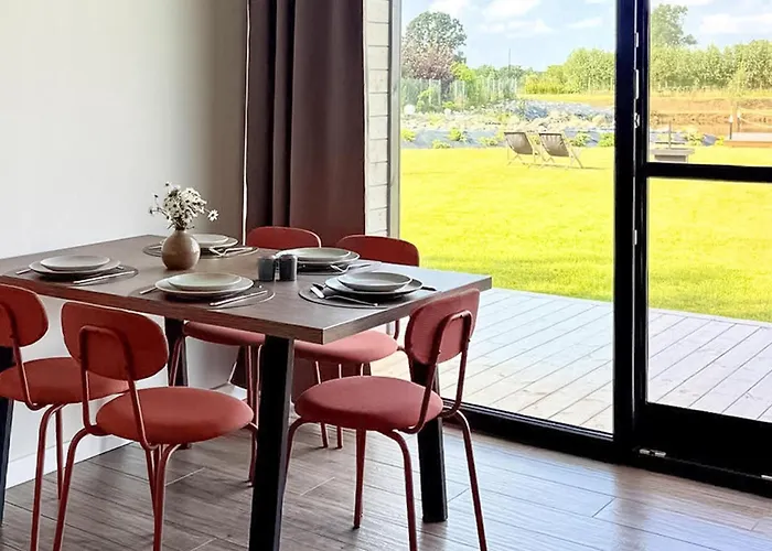 Nyaraló Gorgeous In With House Sea View